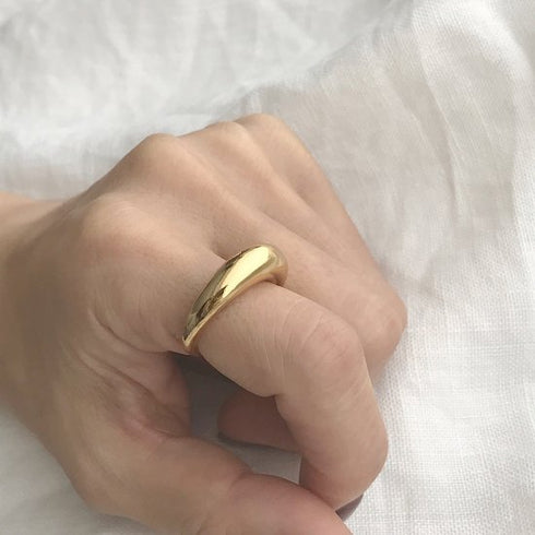 Luna ring